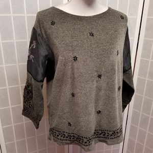 Designer pullover sweater, sleeve details sz LG